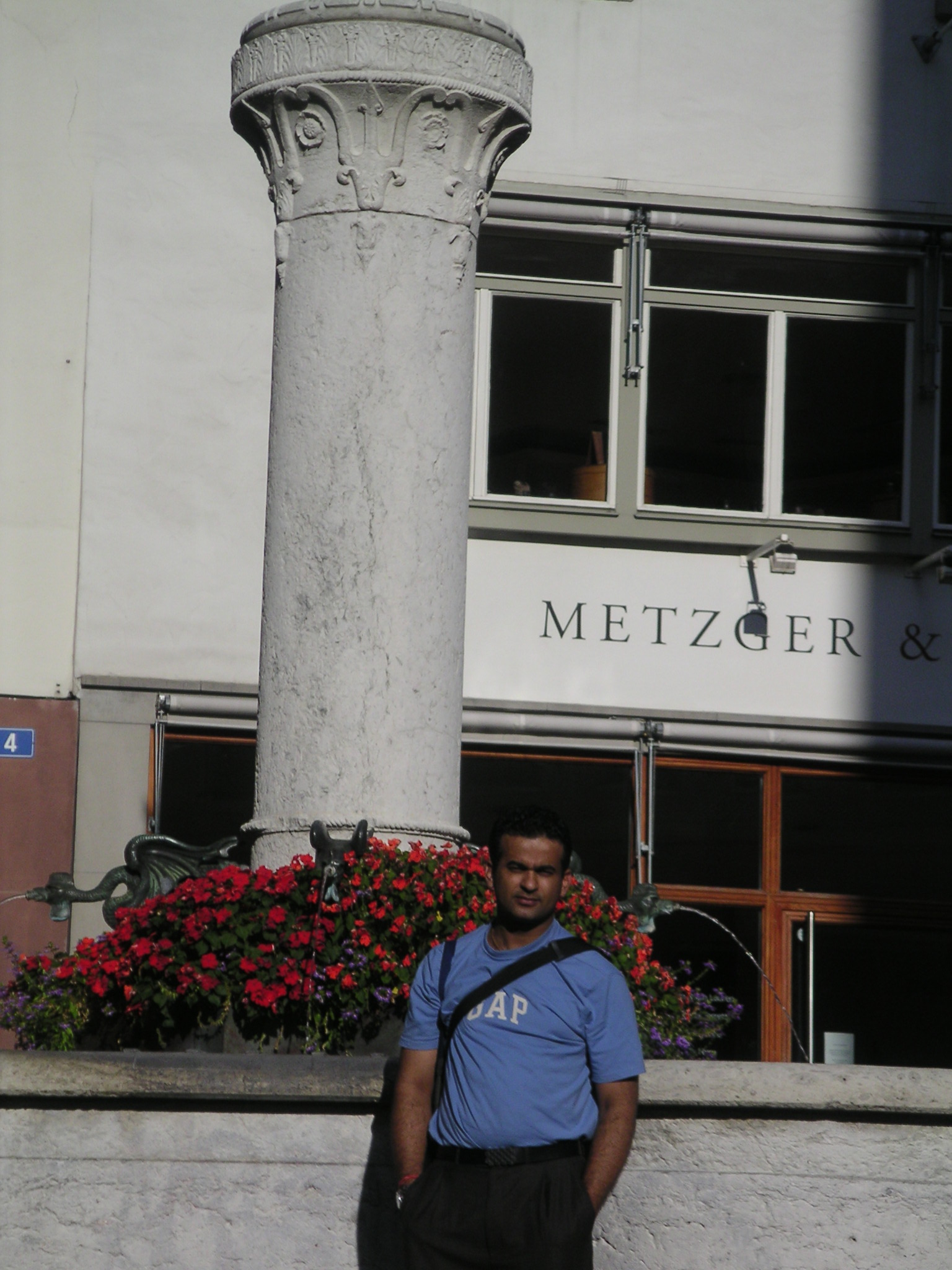 delemontbasel009.jpg